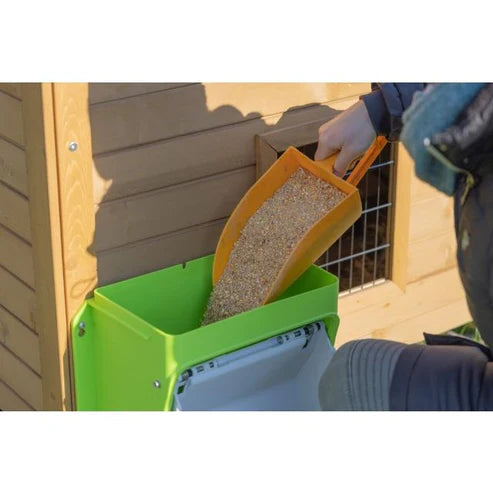 Kerbl SmartCoop Hühnerfutterautomat mit Schutzklappe für 7,5 kg